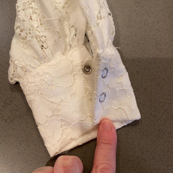 Lace top with snap neck and wrist enclosures. Cute for holiday parties or work. - Picture 3 of 4